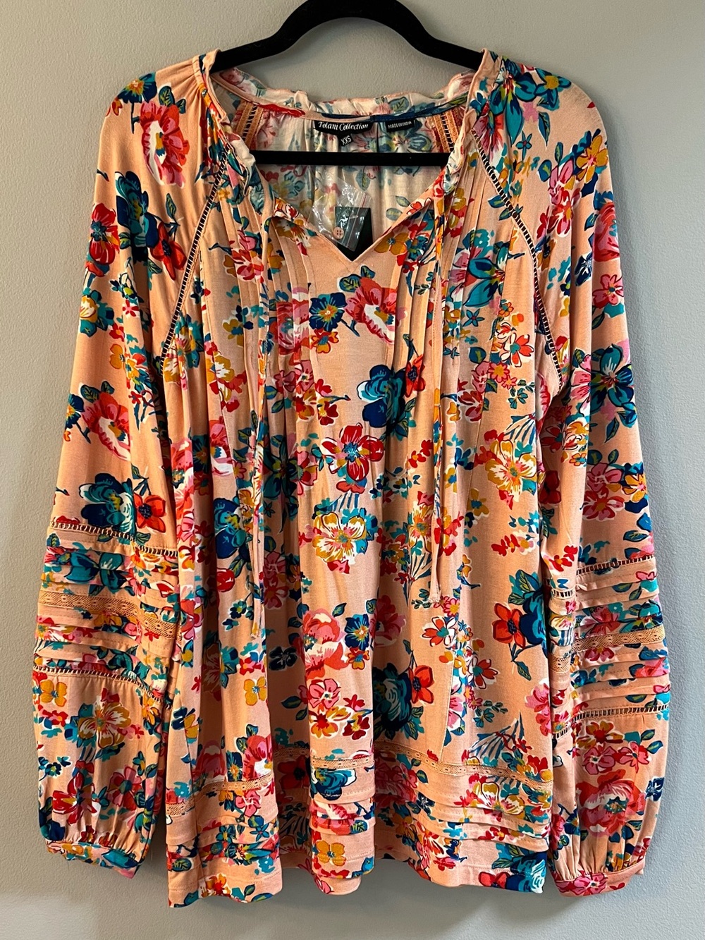 Tolani Peach Floral Peasant Blouse with Teal & Red Blooms